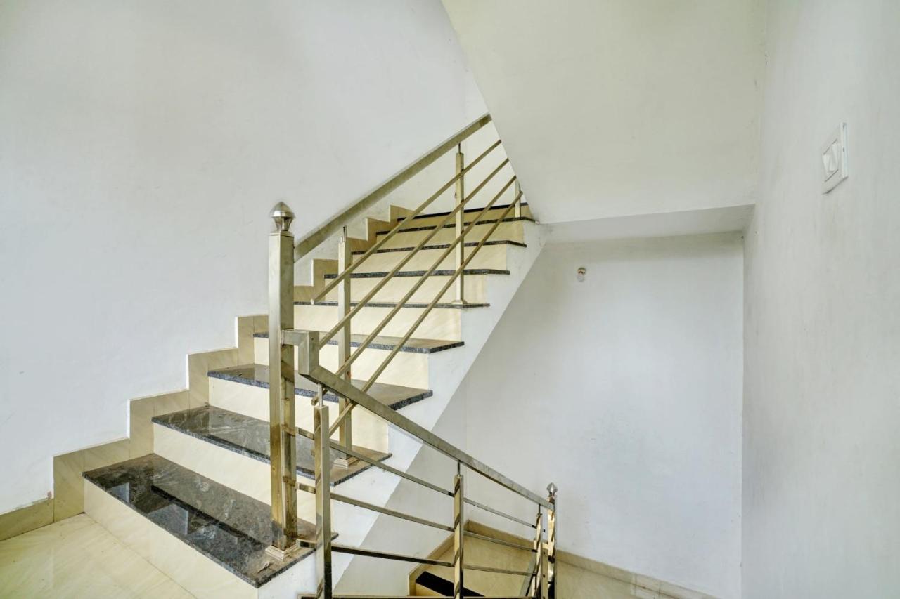 Collection O 81026 Suqoon Premium Stays Kochi Bagian luar foto