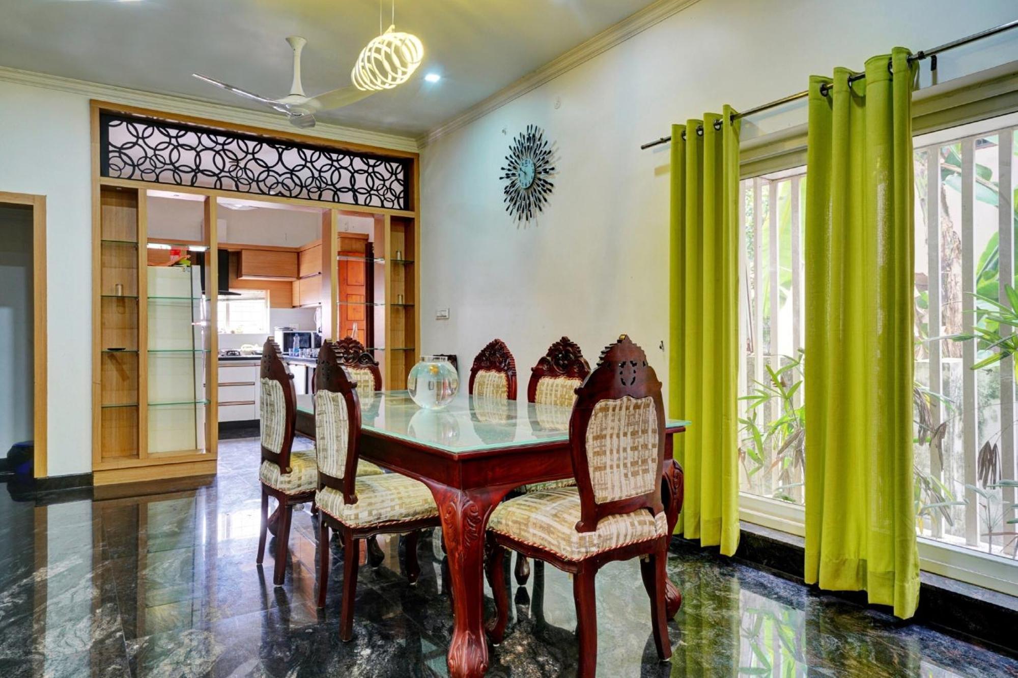 Collection O 81026 Suqoon Premium Stays Kochi Bagian luar foto